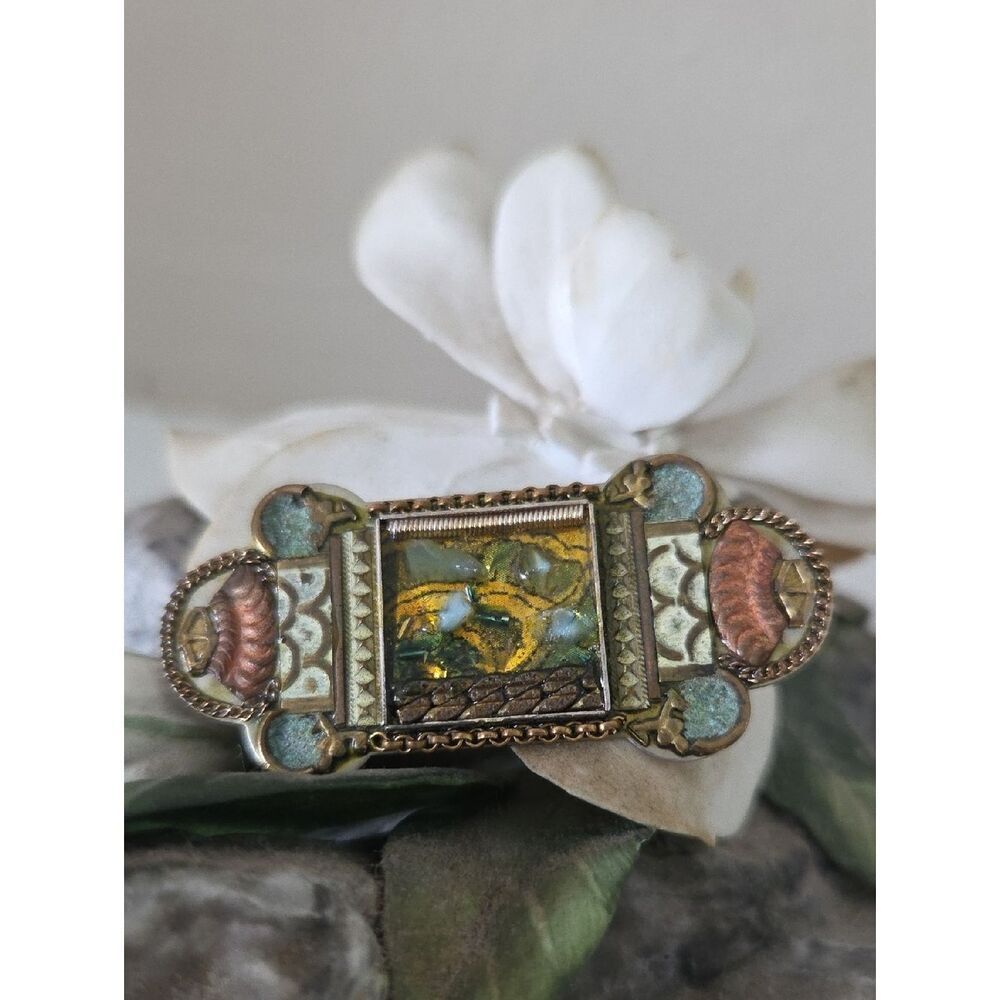 Artisan Vintage Decorative Brooch/Pendant